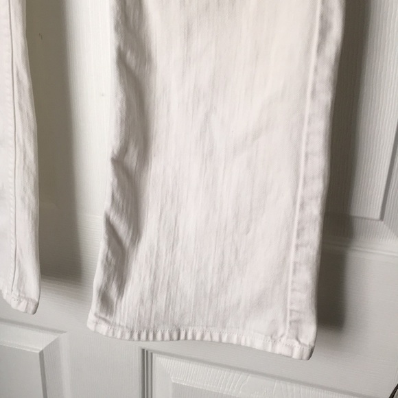 EXPRESS • SARULA White Flare Leg Denim Jeans - Picture 8 of 14